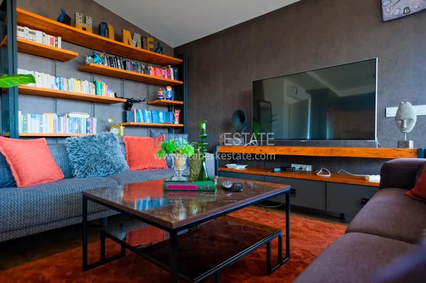 Kupuj  Dwupoziomowy penthouse 5+2 w okolicy Oba — umeblowany, odpowiedni dla obywatelstwa 20 