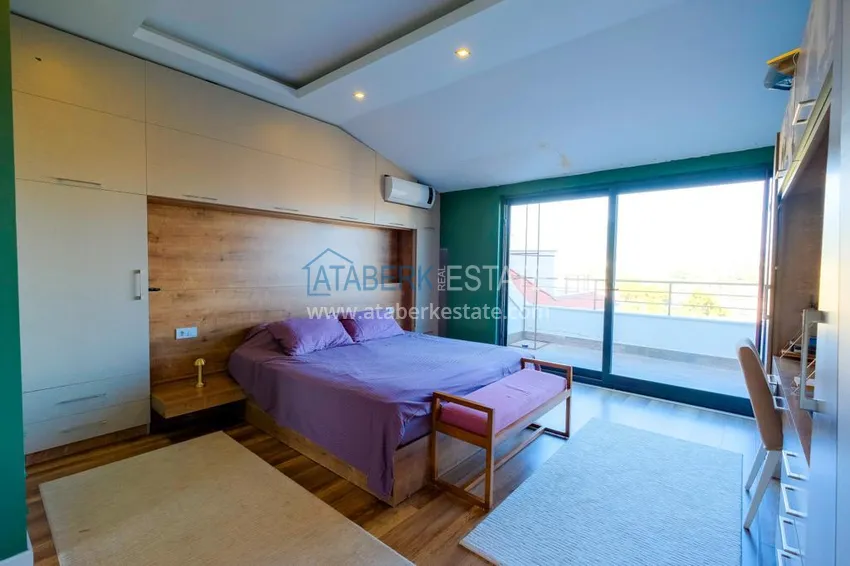 Kupuj  Dwupoziomowy penthouse 5+2 w okolicy Oba — umeblowany, odpowiedni dla obywatelstwa 24 