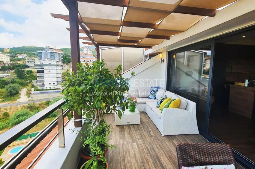 Kupuj  Dwupoziomowy penthouse 5+2 w okolicy Oba — umeblowany, odpowiedni dla obywatelstwa 6 