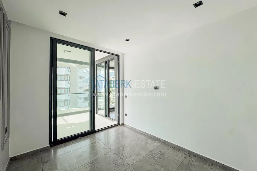 Kupuj  Penthouse 1+1 przy plaży w Kargicak - z panoramicznym widokiem na morze 5 