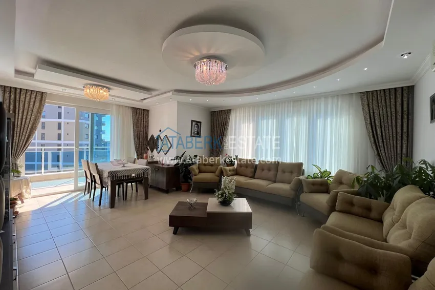 Liniowy apartament 3+1 z widokiem na morze w Tosmur, Alanya - nadaje się do obywatelstwa i zezwolenia na pobyt 1