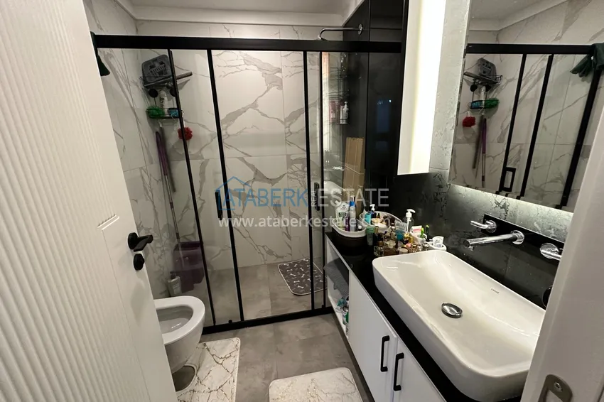 Kupuj  Apartament 1+1 z widokiem na morze w centrum Alanyi - Plaża Kleopatra 8 