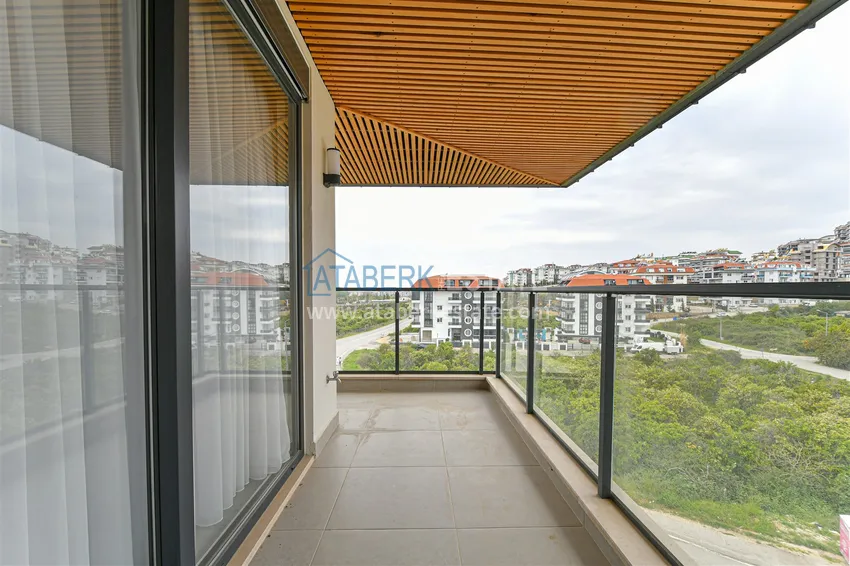 Kupuj  Dwupoziomowy penthouse 3+1 w okolicy Upper Oba - umeblowany i z widokiem na góry  11 