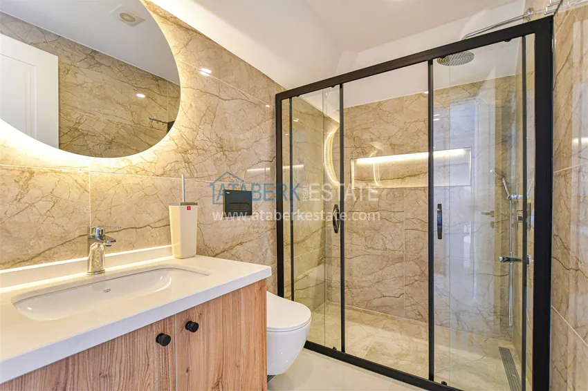 Kupuj  Dwupoziomowy penthouse 3+1 w okolicy Upper Oba - umeblowany i z widokiem na góry  25 