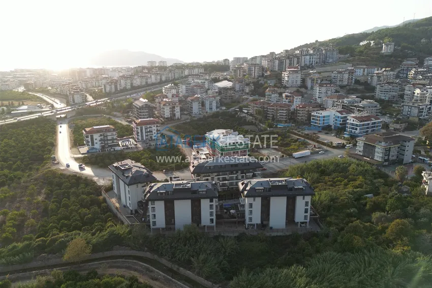 Dwupoziomowy penthouse 3+1 w okolicy Upper Oba - umeblowany i z widokiem na góry  3 