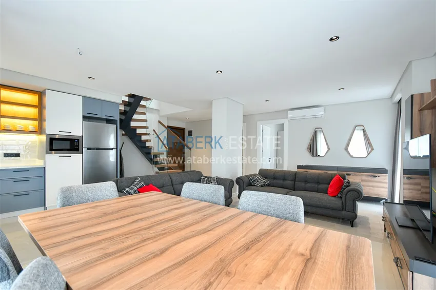 Kupuj  Dwupoziomowy penthouse 3+1 w okolicy Upper Oba - umeblowany i z widokiem na góry  5 