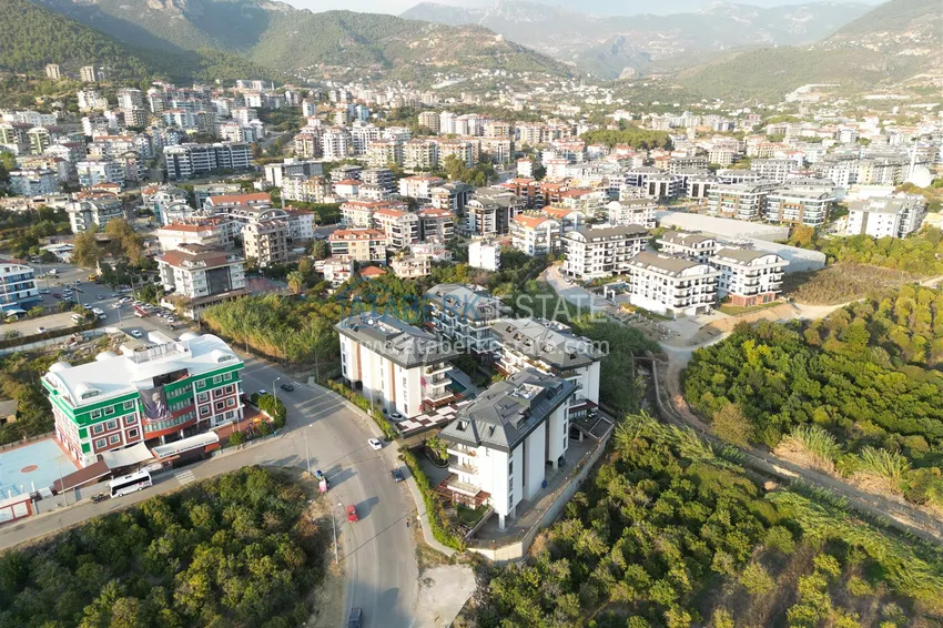 Dwupoziomowy penthouse 3+1 w okolicy Upper Oba - umeblowany i z widokiem na góry  5 