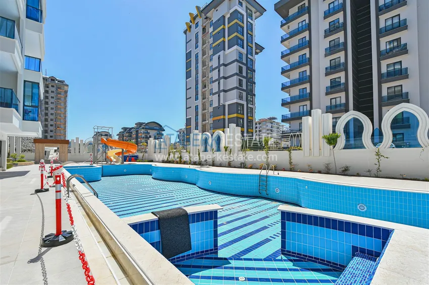 Apartament 1+1 z widokiem na góry w Mahmutlar - sobotni rynek 9 