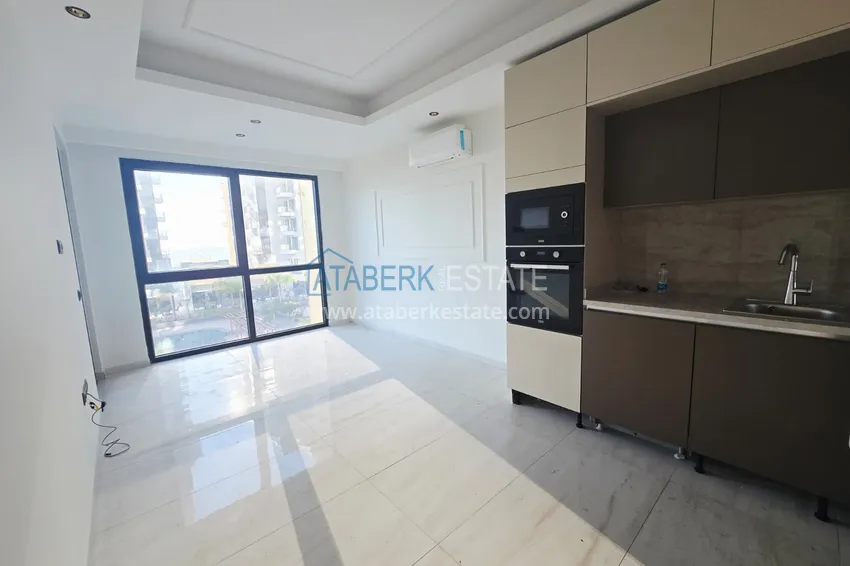 Kupuj  Apartament z jedną sypialnią w Mahmutlar przy plaży - z widokiem na morze  2 