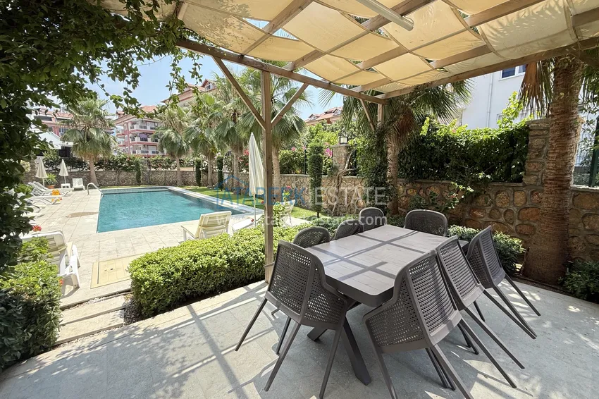 Apartament 2+1 w okolicy Oba - z luksusowymi meblami i widokiem na fortecę 7 