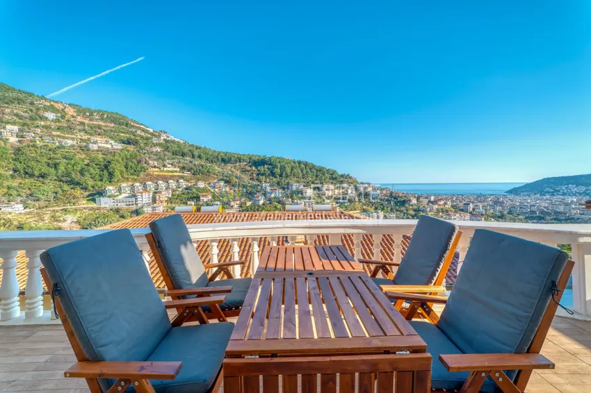 Kupuj  Apartament 3+1 w dzielnicy Tepe — umeblowany, widok na morze w apart-willi. Nieruchomość na zezwolenie na pobyt w Alanyi 13 