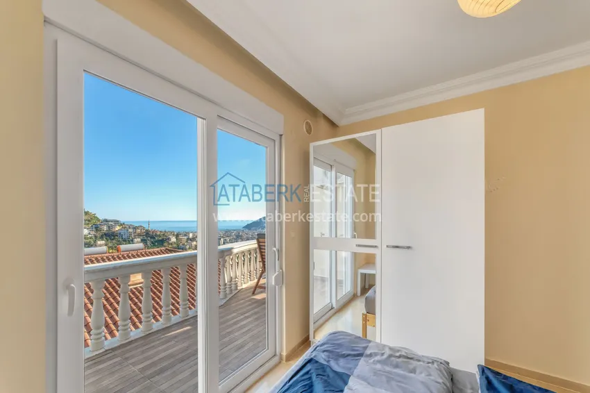 Kupuj  Apartament 3+1 w dzielnicy Tepe — umeblowany, widok na morze w apart-willi. Nieruchomość na zezwolenie na pobyt w Alanyi 28 