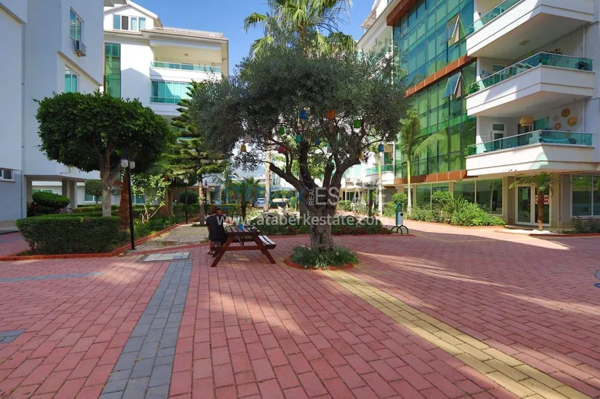 Duplex ogrodowy w Kestel - 200 m od morza, odpowiedni dla obywatelstwa 8 