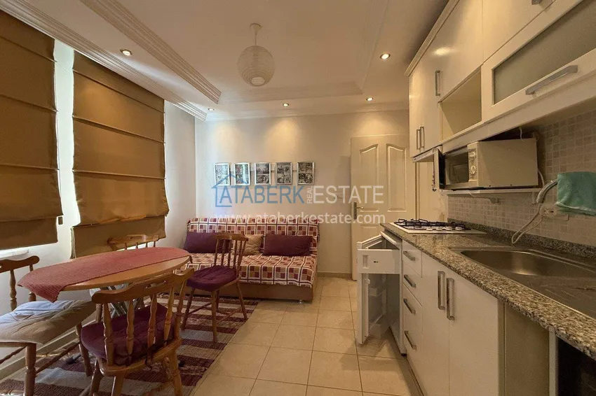 Kupuj  Apartament pod klucz 1+1 w Alanyi — zaledwie 400 metrów od plaży Cleopatra 4 