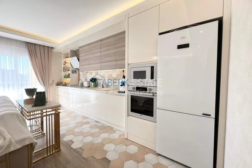 Kupuj  Dwupoziomowy penthouse 2+1 w Avsallar z meblami w nowoczesnym kompleksie 9 