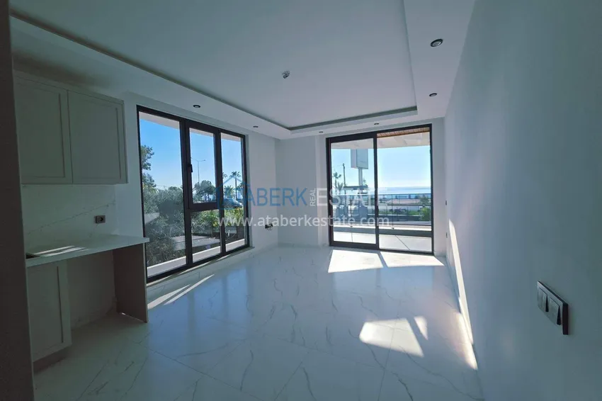 Kupuj  Apartament 1+1 z widokiem na morze i fortecę przy plaży w Kestel 4 