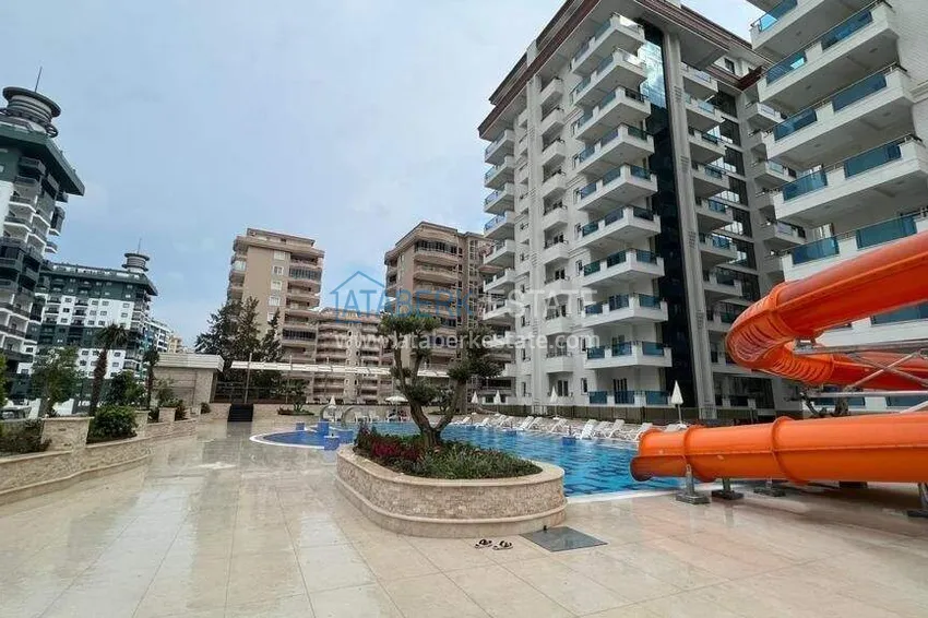 Dwupoziomowy penthouse 2+1 z widokiem na morze w centrum Mahmutlar - możliwe są raty do 12 miesięcy 5 