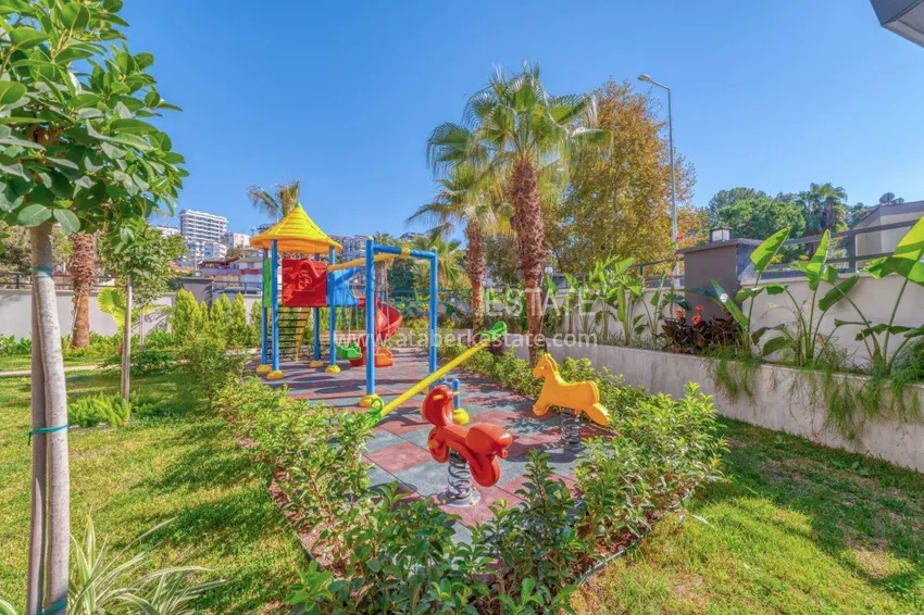 Dwupoziomowy penthouse 3+1 w Avsallar - luksusowym kompleksie rodzinnym 14 
