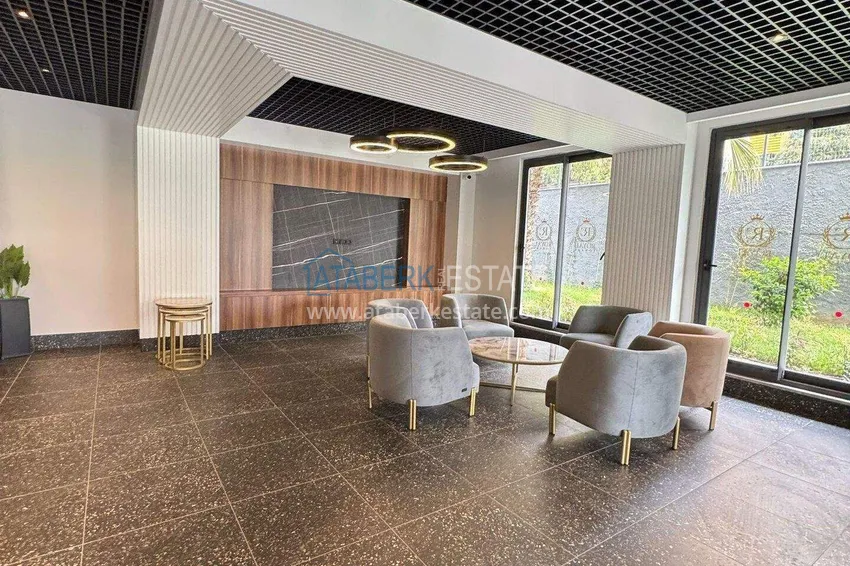 Apartament 1+1 w centrum Alanyi - umeblowany i z widokiem na morze, dostępne są raty  18 