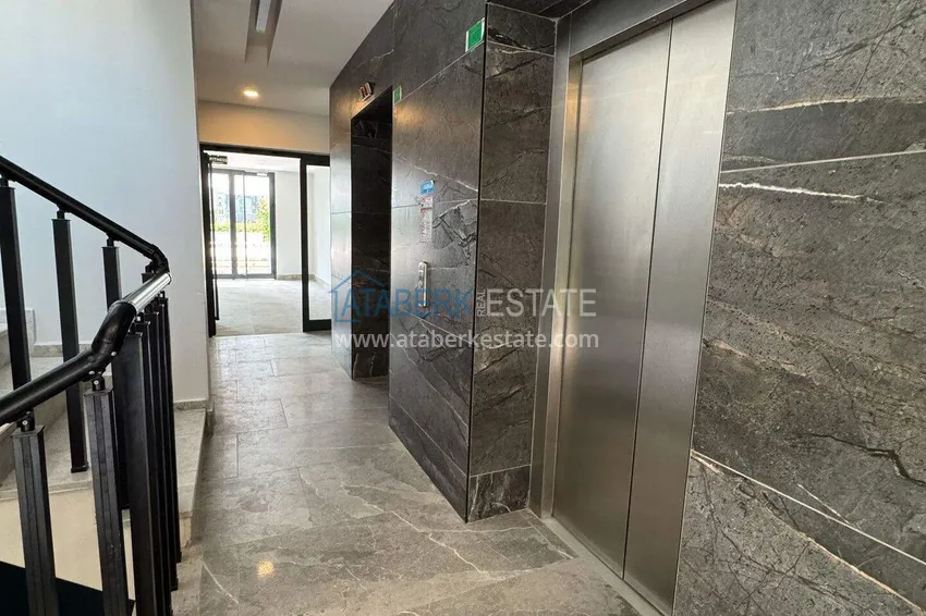 Apartament 1+1 w centrum Alanyi - umeblowany i z widokiem na morze, dostępne są raty  27 