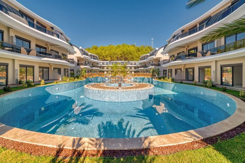 Dwupoziomowy penthouse 3+1 w Avsallar - luksusowym kompleksie rodzinnym 6 