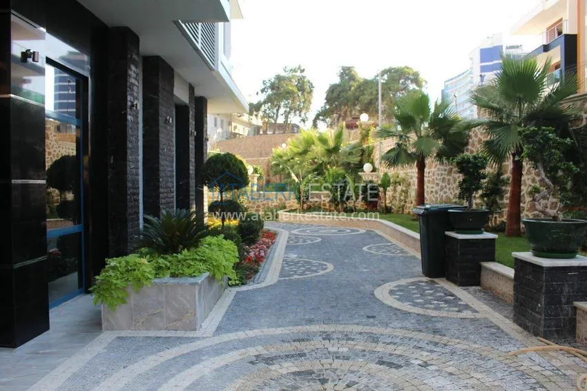 Apartament 1+1 z meblami i widokiem na morze w Tosmur, Alanya   11 