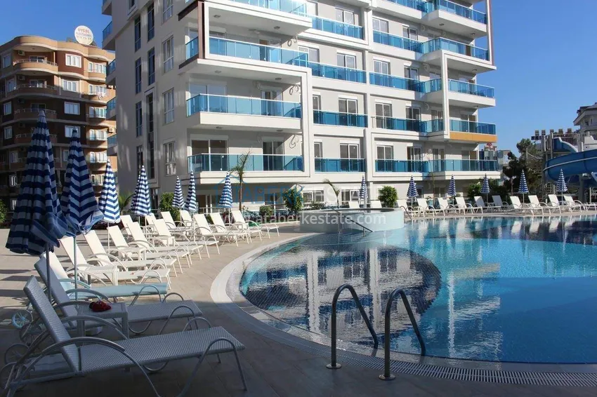 Apartament 1+1 z meblami i widokiem na morze w Tosmur, Alanya   8 