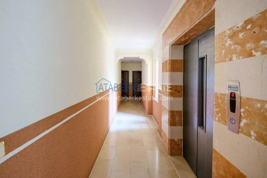 2+1 mieszkanie 100 m² w centrum Alanyi — z nowymi meblami, 800 m do plaży Kleopatra 13 