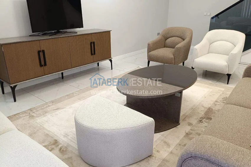 Kupuj  2+1 umeblowany penthouse do wynajęcia w Oba - dwa poziomy, widok na góry A9 5 