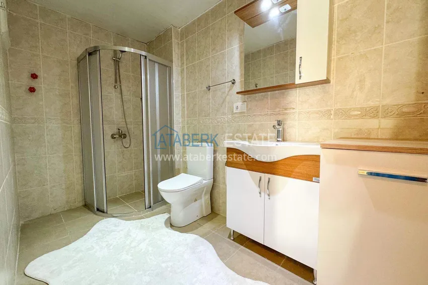 Kupuj  2+1 mieszkanie 100 m² w centrum Alanyi — z nowymi meblami, 800 m do plaży Kleopatra 8 