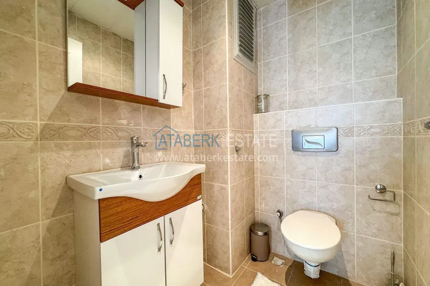 Kupuj  2+1 mieszkanie 100 m² w centrum Alanyi — z nowymi meblami, 800 m do plaży Kleopatra 9 