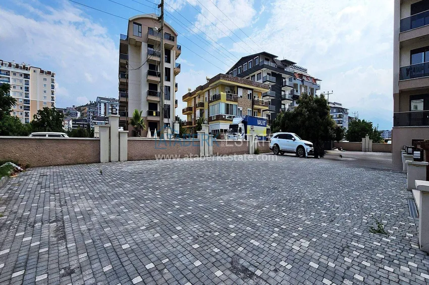 Apartament 1+1 w Gazipasa z pięknym wykończeniem w nowoczesnym kompleksie 14 