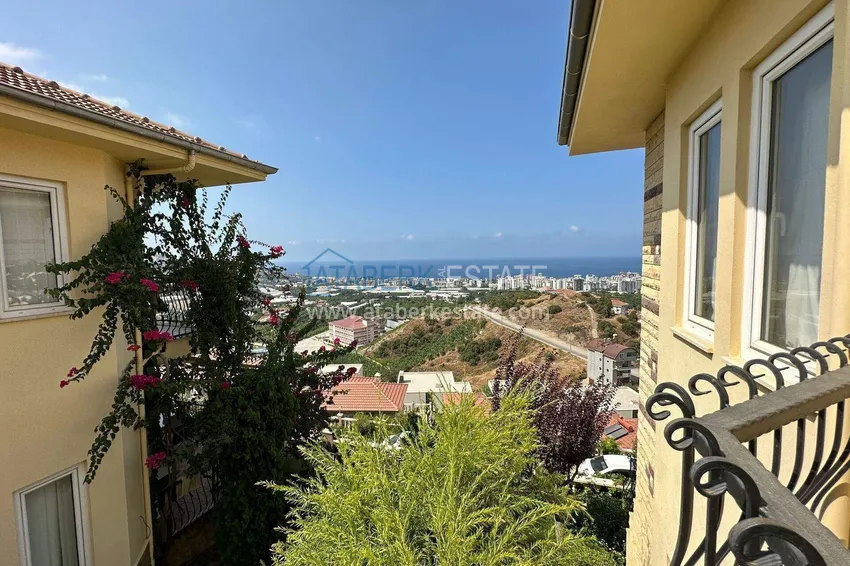 Kupuj  4+1 willa na terenie kompleksu hotelowego w Mahmutlar — meble, ogród, widok panoramiczny 26 