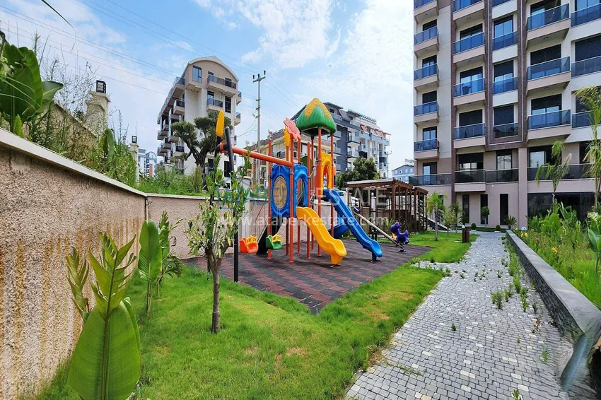 Apartament 1+1 w Gazipasa z pięknym wykończeniem w nowoczesnym kompleksie 6 