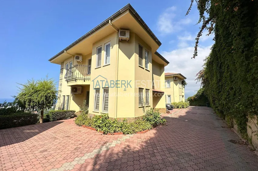4+1 willa na terenie kompleksu hotelowego w Mahmutlar — meble, ogród, widok panoramiczny 17 