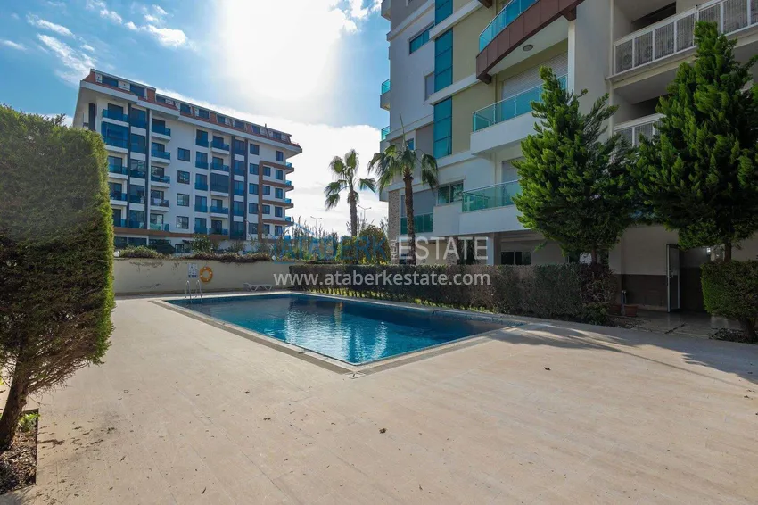 Duplex ogrodowy 2+1 w Kestel przy plaży - z nowymi meblami i widokiem na morze 11 