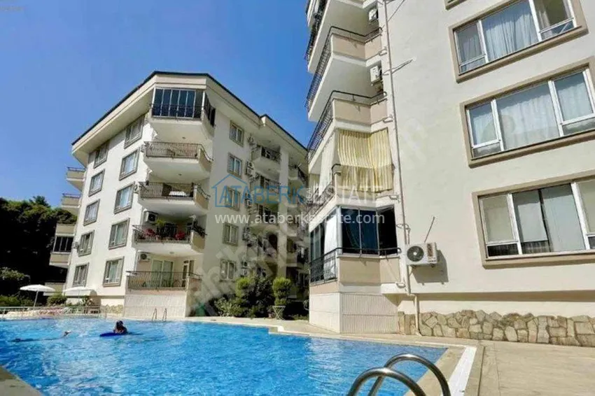 Apartament dwupoziomowy 4+1 w Oba — nieruchomość w Alanyi na zezwolenie na pobyt 2 