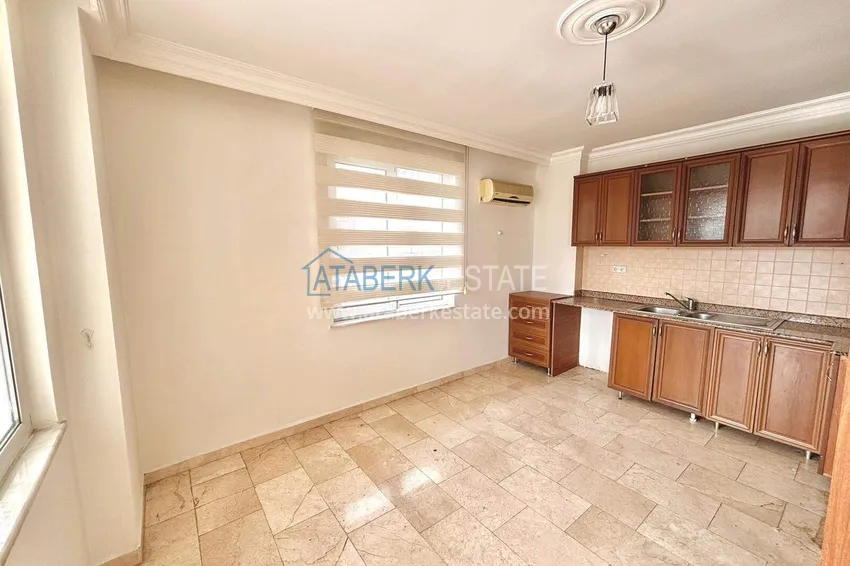 Kupuj  Apartament dwupoziomowy 4+1 w Oba — nieruchomość w Alanyi na zezwolenie na pobyt 3 