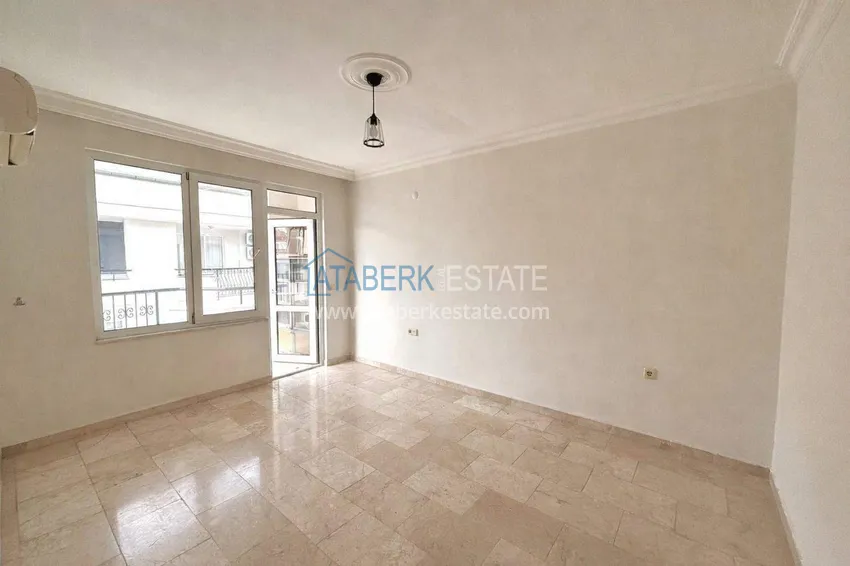 Kupuj  Apartament dwupoziomowy 4+1 w Oba — nieruchomość w Alanyi na zezwolenie na pobyt 4 