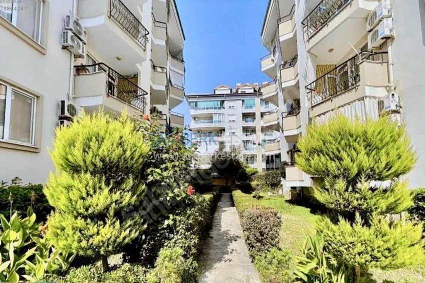 Apartament dwupoziomowy 4+1 w Oba — nieruchomość w Alanyi na zezwolenie na pobyt 5 