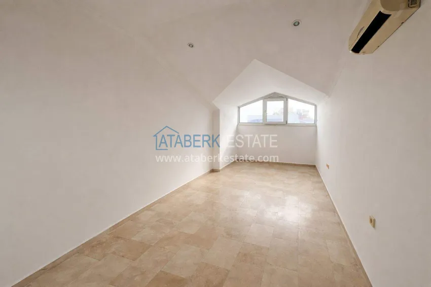 Kupuj  Apartament dwupoziomowy 4+1 w Oba — nieruchomość w Alanyi na zezwolenie na pobyt 6 