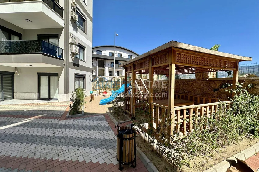 Tani apartament w Alanyi, dzielnica Oba — 1+1 nowy, od strony południowej 2 