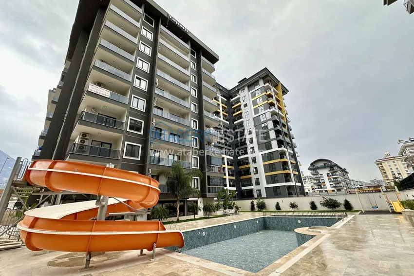 Luksusowy kompleks mieszkalny w Alanya, dzielnica Mahmutlar 4 
