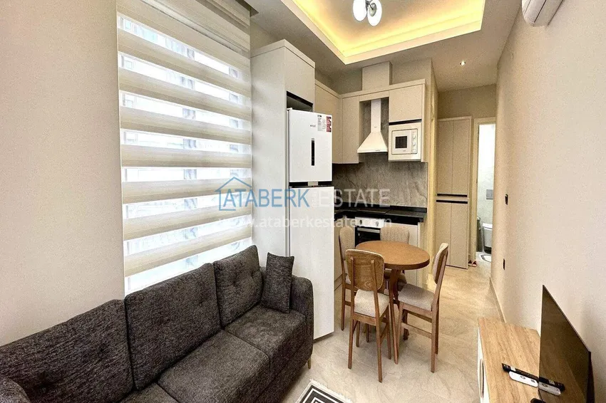 Kupuj  Apartament 1+1 z nowymi meblami w Mahmutlar - 400 metrów od morza, ulica Atatürk 3 