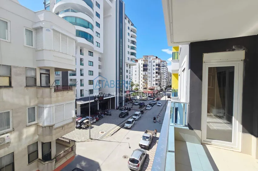 Kupuj  1+1 umeblowane mieszkanie w centrum Mahmutlar  13 