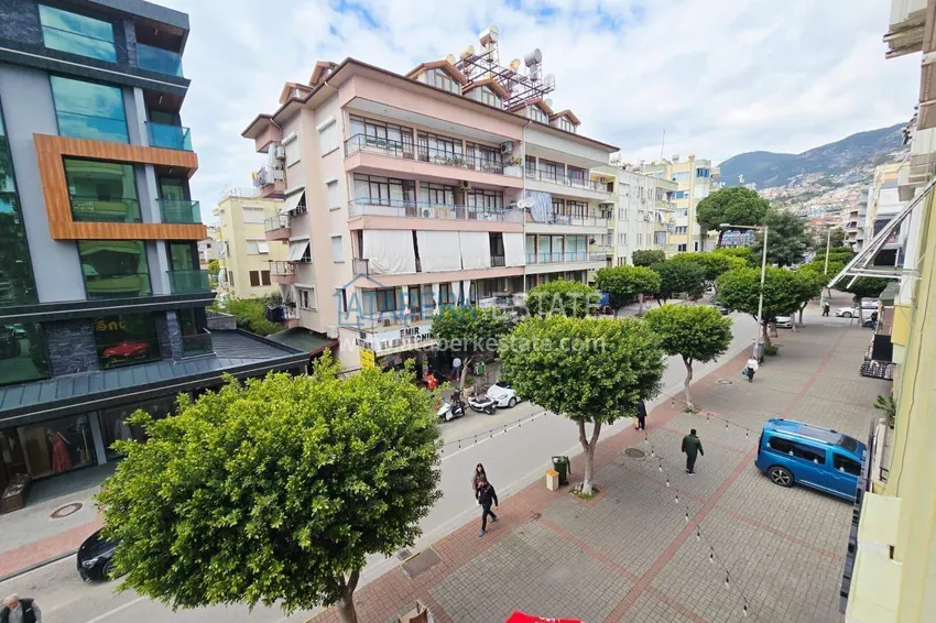 Kupuj  Apartament 3+1 w centrum Alanyi - nadaje się do pozwolenia na pobyt i obywatelstwo, plaża Keykubat 10 