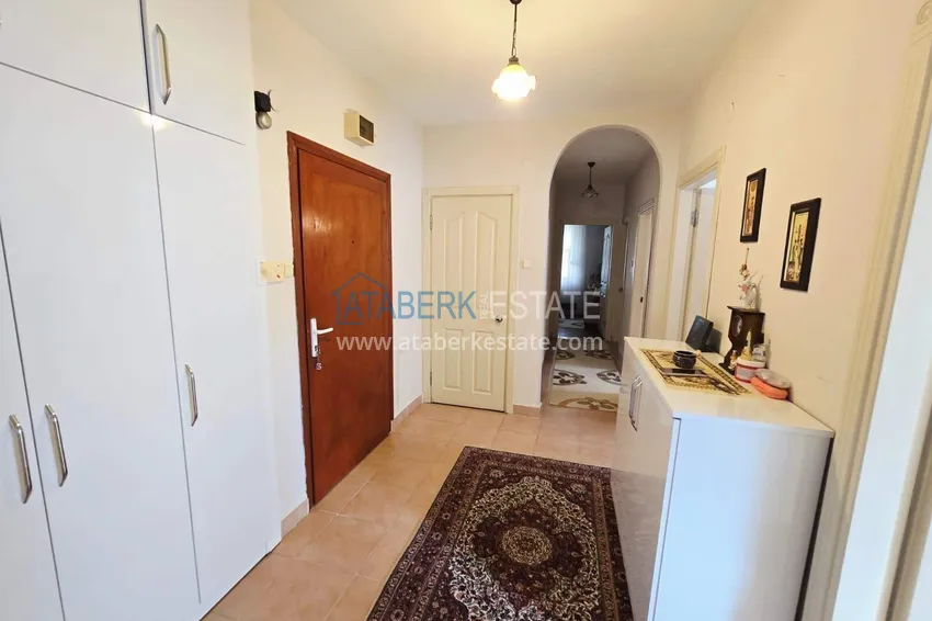 Kupuj  Apartament 3+1 w centrum Alanyi - nadaje się do pozwolenia na pobyt i obywatelstwo, plaża Keykubat 1 