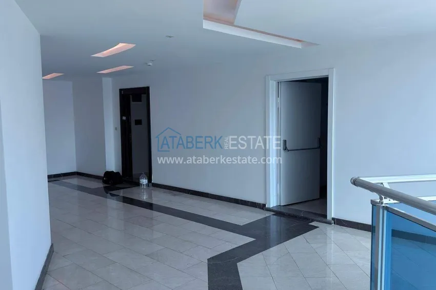 Apartament 1+1 w centrum Mahmutlar - na 12. piętrze z meblami i widokiem na góry 24