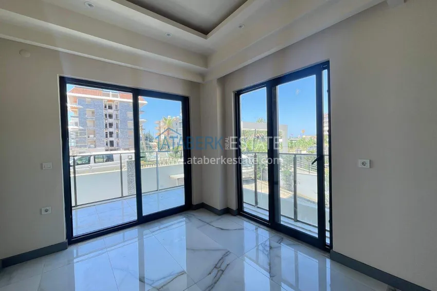 Kupuj  Pilna sprzedaż! Apartament 1+1 z widokiem na morze w Kestel - luksusowy kompleks 4 