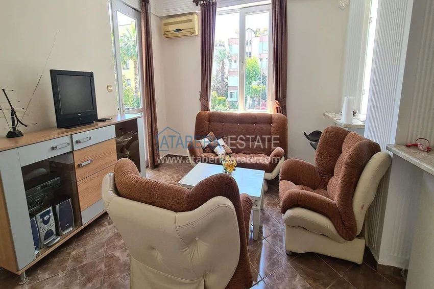 Kupuj  Tani apartament 1+1 w Oba - umeblowany, w pobliżu centrum handlowego Alanya 2 